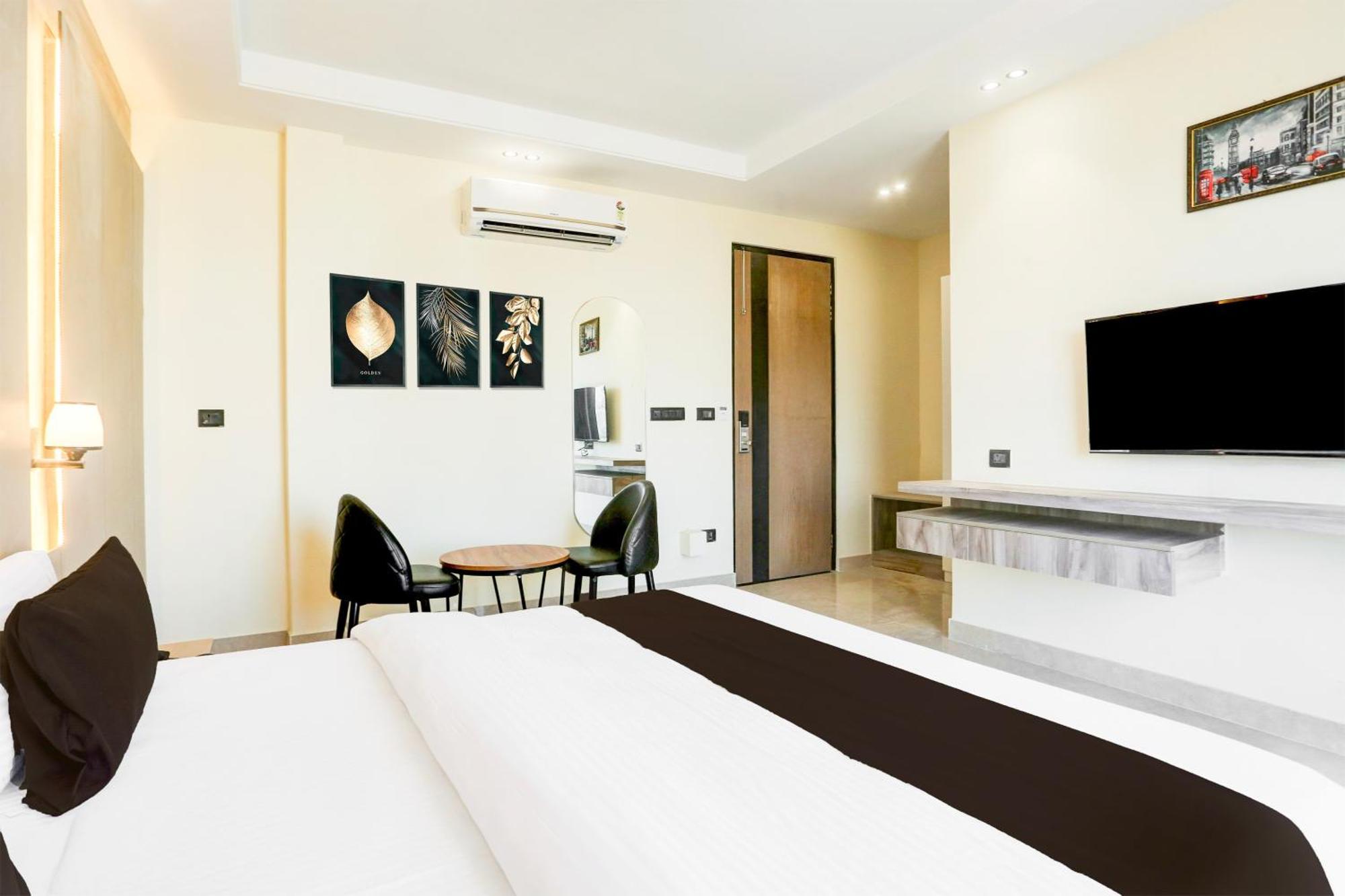 Super Townhouse Isbt Dehradun Hotell Eksteriør bilde